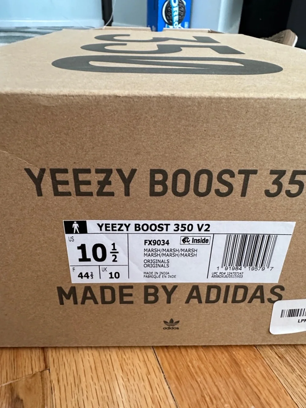 Yeezy Boost 350 V2 Marsh Mens Practically New Only Worn in House  sz 10.5 - Picture 9 of 9